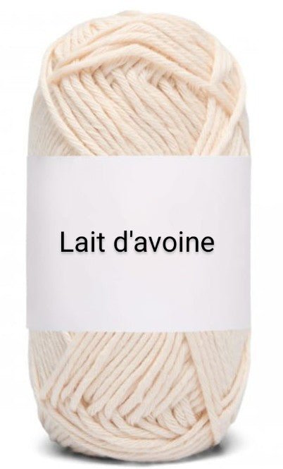 Cream-colored skein of yarn labeled 'Lait d'avoine', crochet supply from Croch'pelotes by Sophie