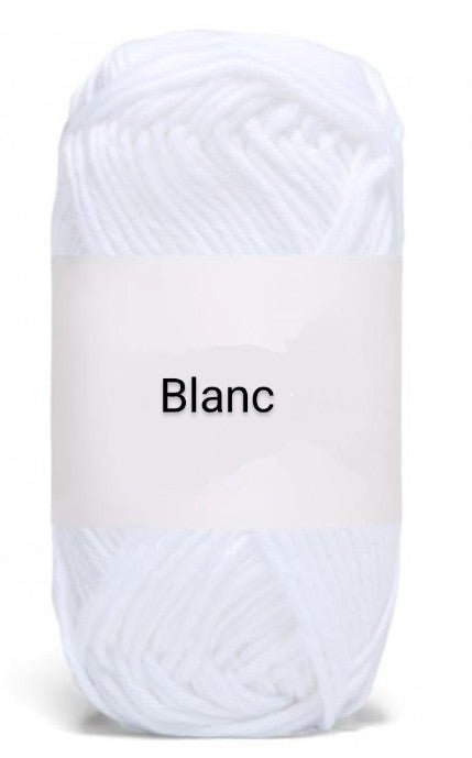 White yarn skein labeled 'Blanc' for crochet crafts, Croch'pelotes by Sophie accessory